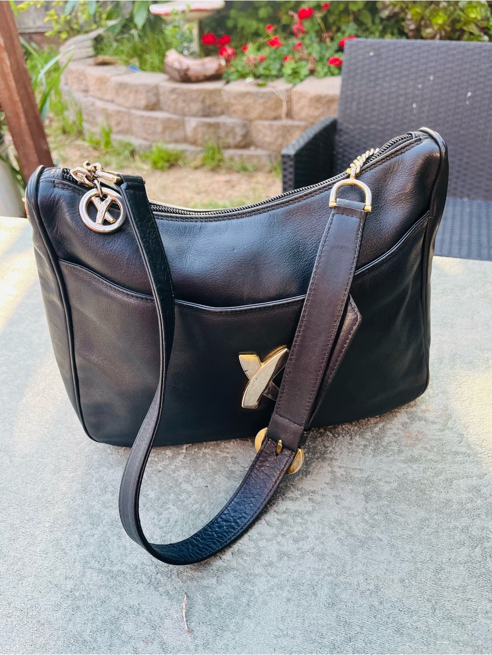 Paloma Picasso classic shoulder bag med.